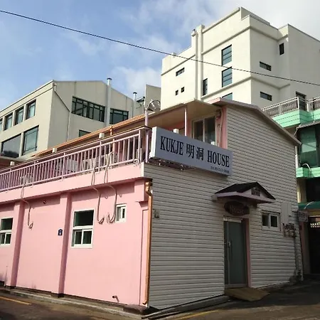 Kukje Myeongdong House Hotel